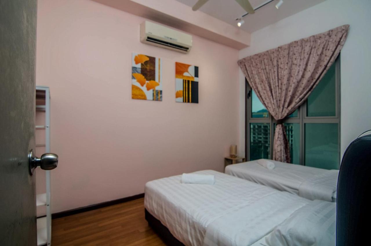 Flora Residence One South By Idealhub Seri Kembangan Eksteriør billede
