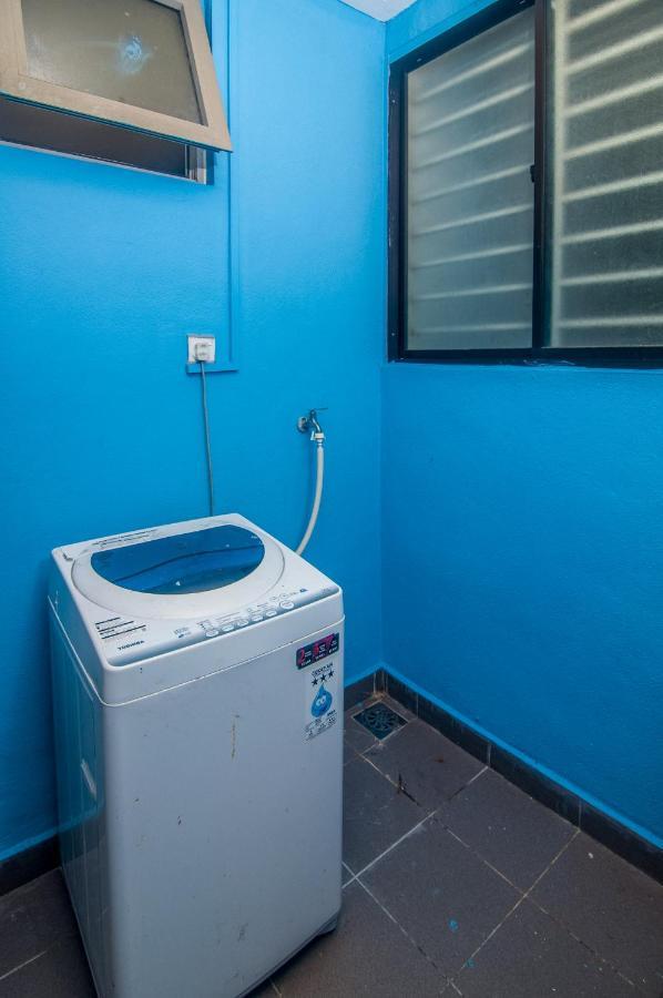 Flora Residence One South By Idealhub Seri Kembangan Eksteriør billede